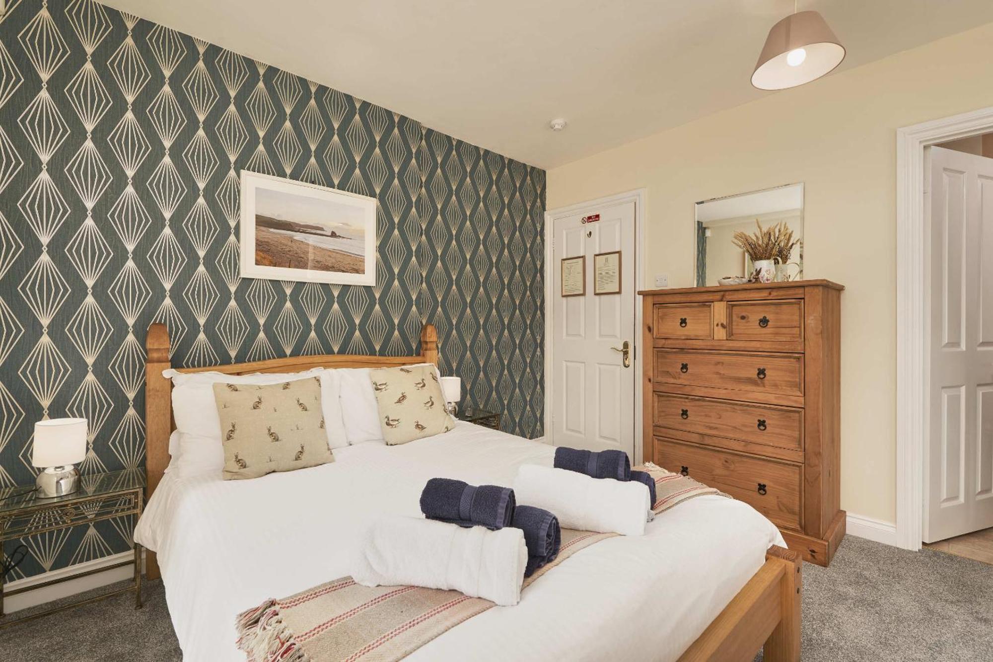 The White Hart Hotel Modbury Екстер'єр фото