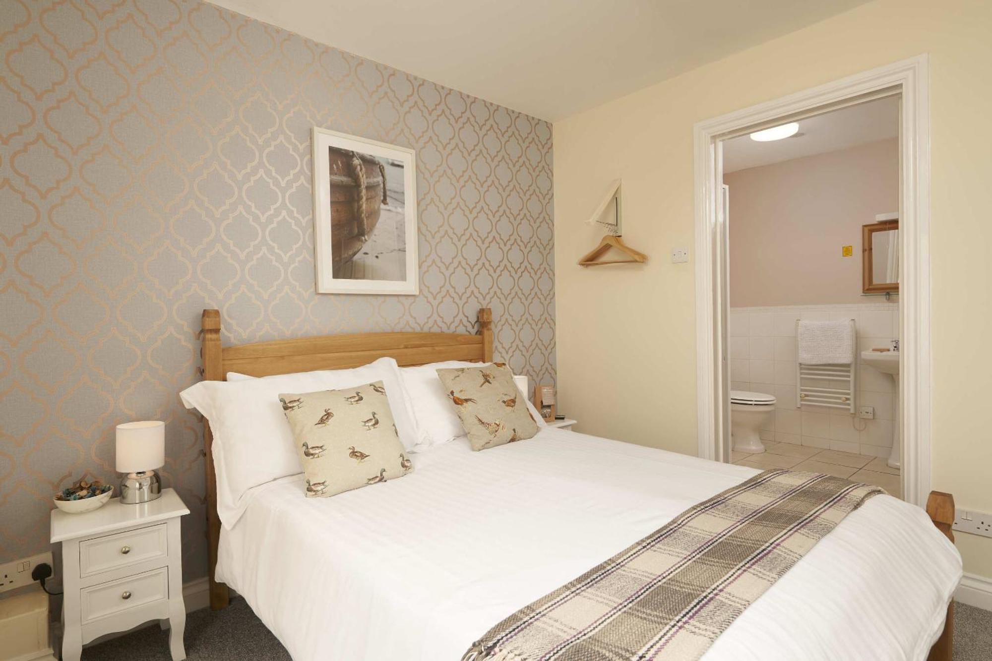 The White Hart Hotel Modbury Екстер'єр фото