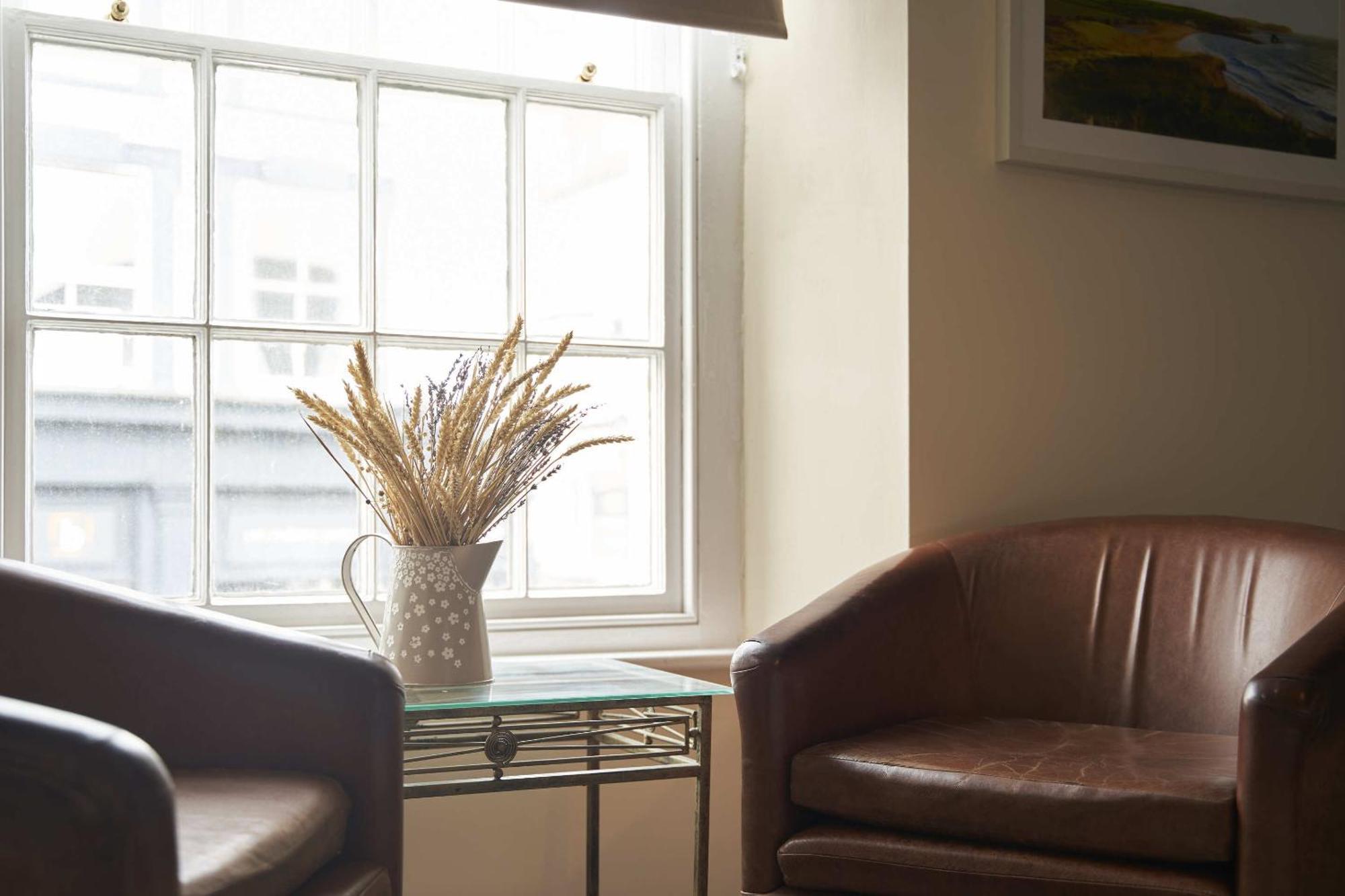 The White Hart Hotel Modbury Екстер'єр фото