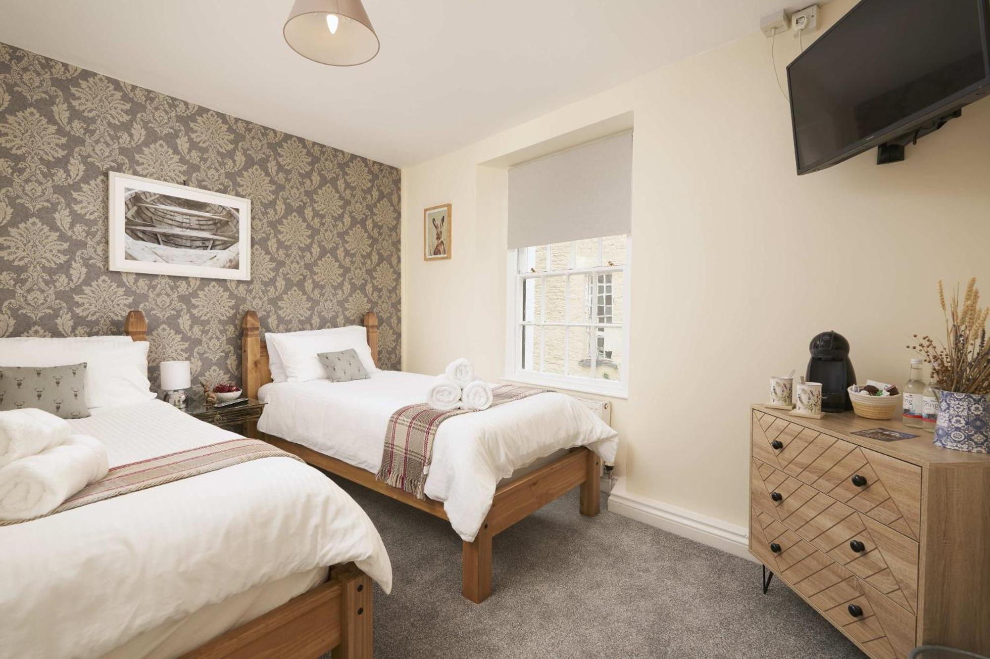 The White Hart Hotel Modbury Екстер'єр фото