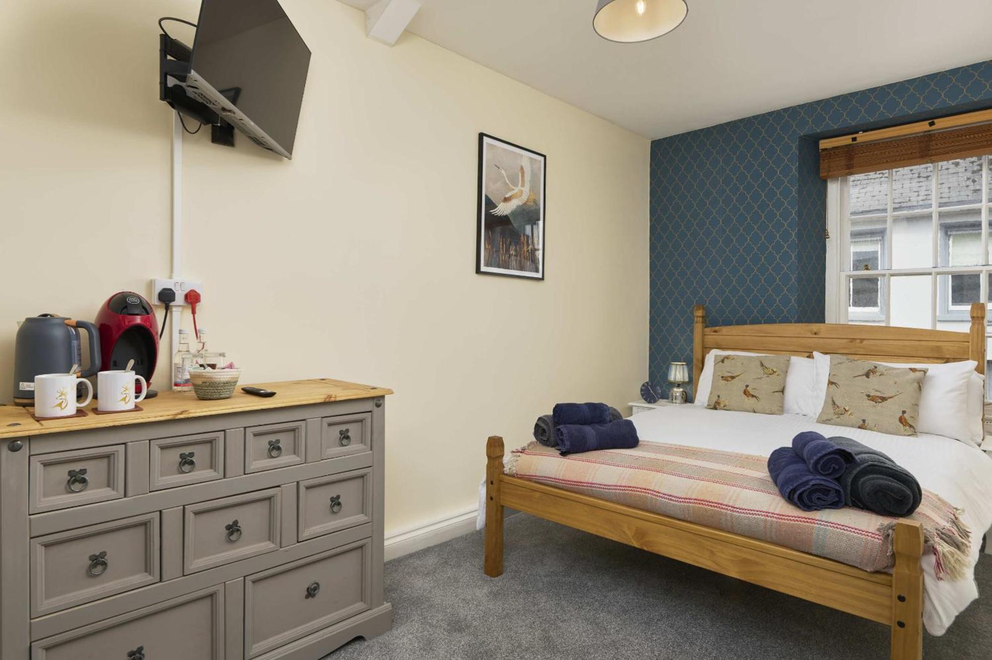 The White Hart Hotel Modbury Екстер'єр фото